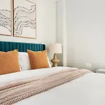 73-801 New 1Br 1Bth Uws Doorman Gym