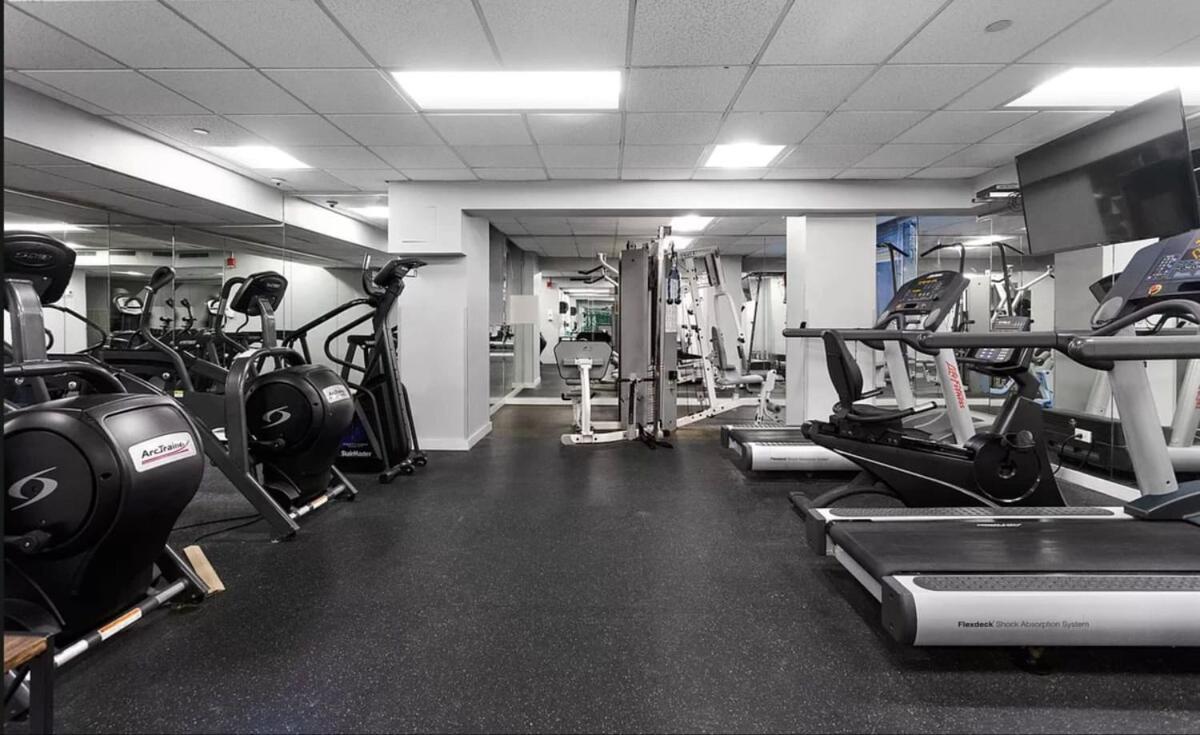 73-801 New 1br 1bth Uws Doorman Gym Apartment New York